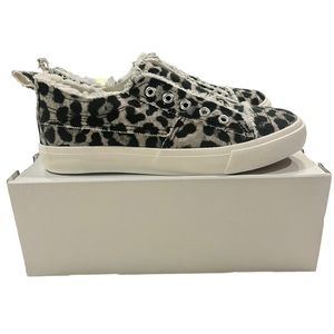 **New in Box** Girlie Girl Sneakers/ Size 7